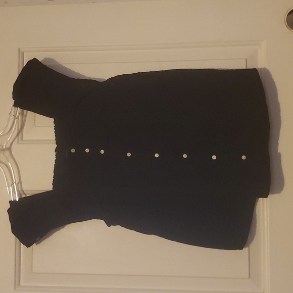 Black button detail top - Picture 5 of 6